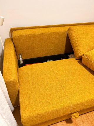 Sofá cama mostaza