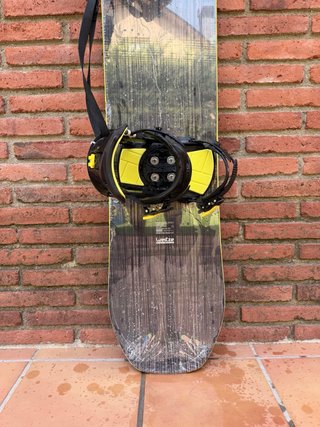 Tabla Snowboard 159 Nueva + fijaciones Nuevas L