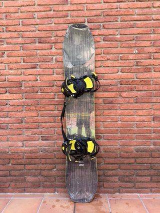 Tabla Snowboard 159 Nueva + fijaciones Nuevas L
