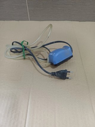 Acuario 100L con decoración y accesorios