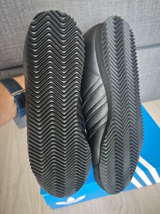 Adidas K74 Negras Nuevas