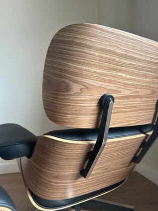 Poltrona EAMES in pelle e legno di design