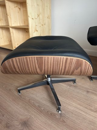 Poltrona EAMES in pelle e legno di design