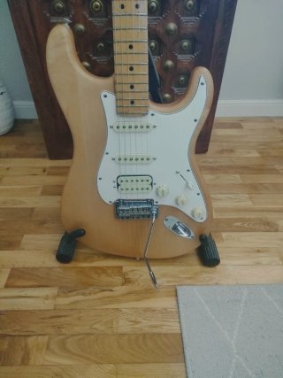 Guitarra Fender Stratocaster Americana