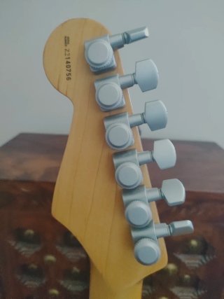 Guitarra Fender Stratocaster Americana