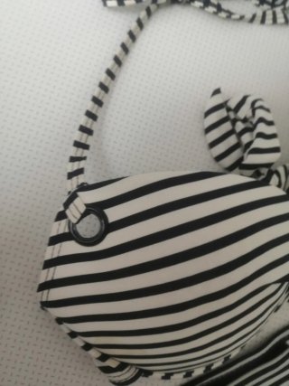 Regalo bikini Rayas para una madre soltera