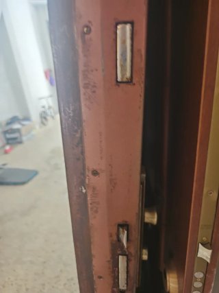 Puerta blindada madera