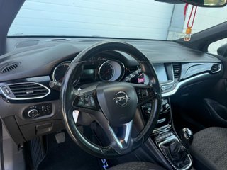 Opel Astra 2016