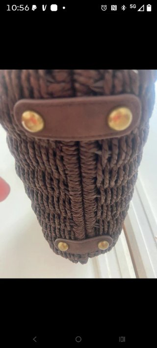 Bolso rafia marrón con detalle piedra