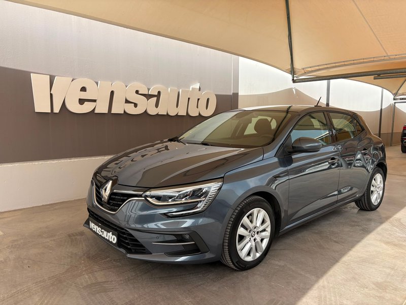 Renault Megane 2022 - foto 1