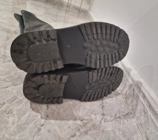 Botas altas negras plataforma talla 37