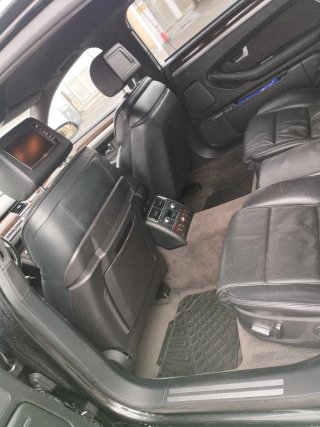 Audi A8 2004