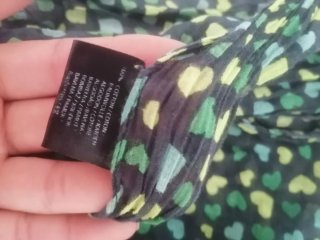 Pañuelo estampado corazones