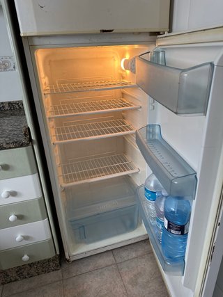Frigorífico Beko con congelador