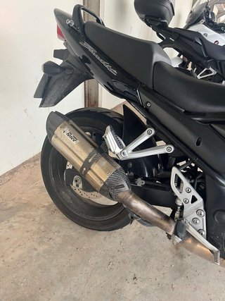 Suzuki Bandit GSF 650 Negra