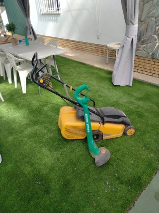 Cortacésped y bordeadora Black+Decker