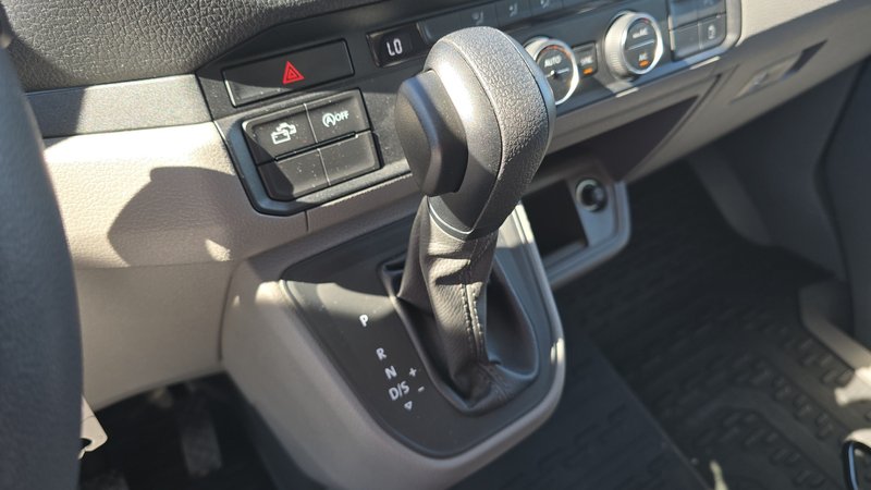 Volkswagen California 2021, foto 30