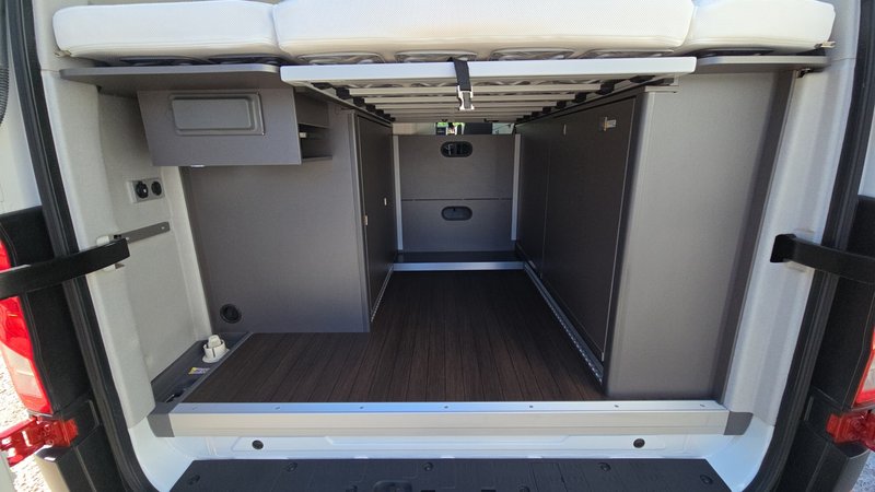 Volkswagen California 2021, foto 32