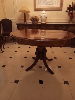Tavolo da pranzo rotondo in rovere