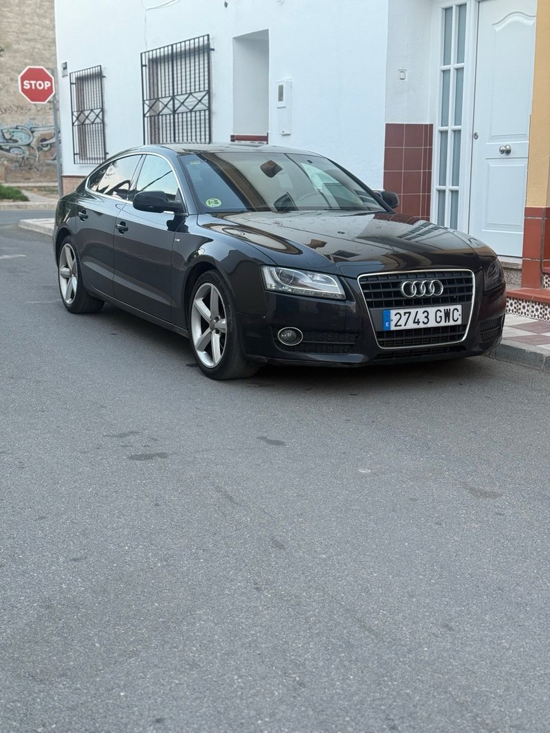Audi A5 2010 - foto 1