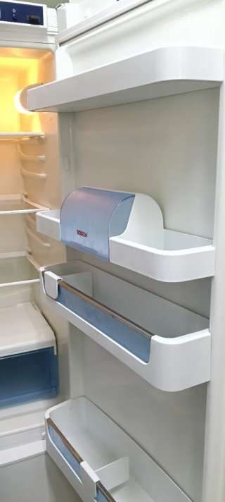 NEVERA COMBI BOSCH NO FROST ENERGÍA A+