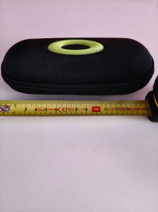 Funda Rígida Gafas Oakley Niño Negra/Verde