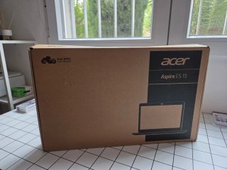 Portátil Acer ES15 Rojo