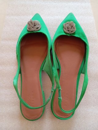 Zapatos, sandalias planos joya verdes para eventos