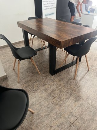 Tavolo da pranzo/riunioni in legno e metallo