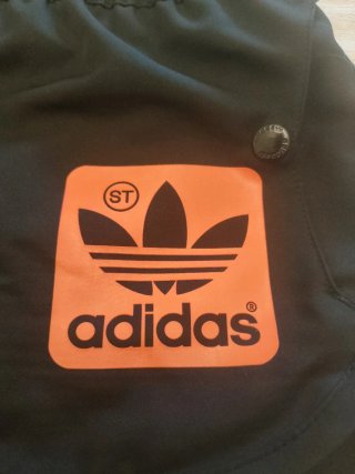 Pantalón corto deportivo Adidas negro