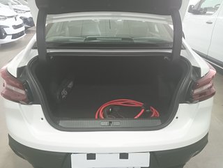 Citroen ë-C4 X 2023