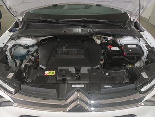 Citroen ë-C4 X 2023
