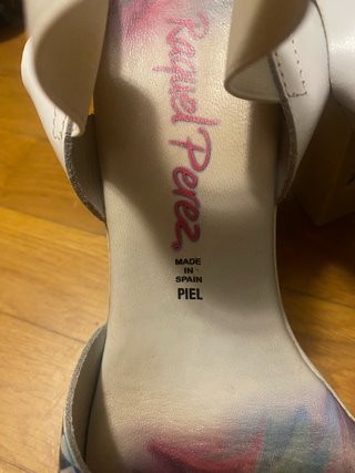 SANDALIAS DE VERANO “ Raquel Perez”. Talla 39