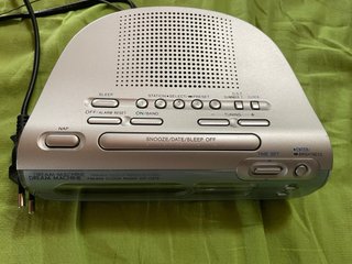 Radio Despertador Sony Doble Alarma ICF-C273