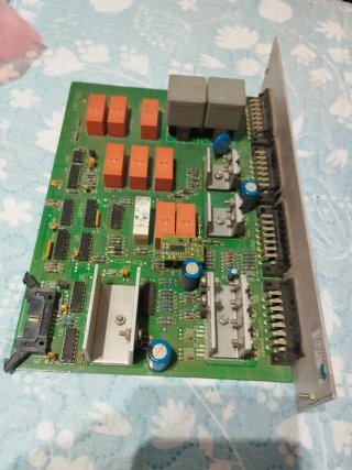 Placa Electrónica New Holland TX 63 64 66 68