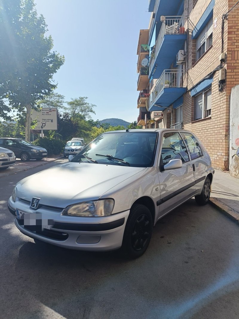 Peugeot 106 2001 - foto 1