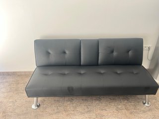 Divano letto in pelle sintetica nera