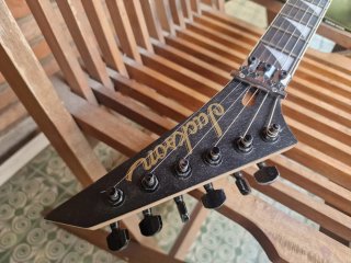 Guitarra Jackson JS12 Modificada