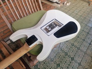 Guitarra Jackson JS12 Modificada