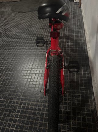 Bicicleta BMX Apollo Roja
