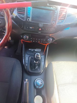 KIA Carens 2016