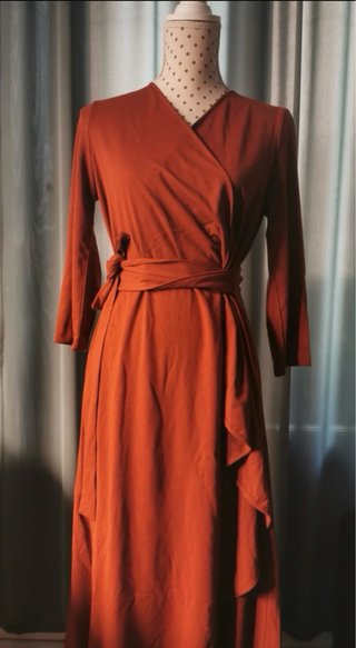 Vestido terracota manga larga