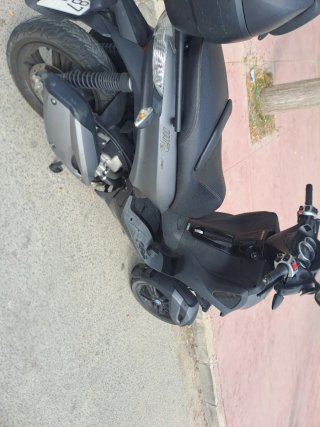 Piaggio MP3 20000km