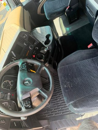 Tractora Mercedes-Benz Actros
