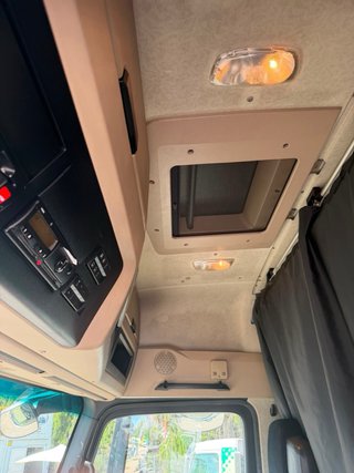 Tractora Mercedes-Benz Actros