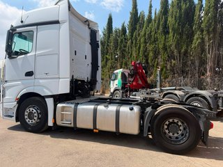 Tractora Mercedes-Benz Actros