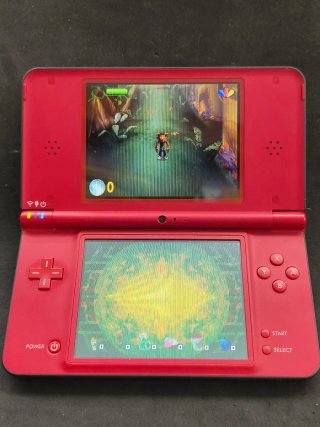 Nintendo DSi XL Rossa 25° Anniversario