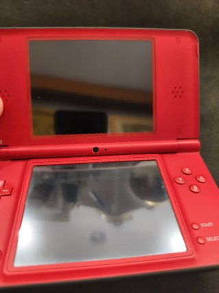 Nintendo DSi XL Rossa 25° Anniversario