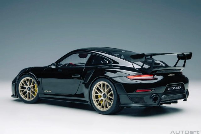 1:18 Porsche 911 GT2 RS Autoart