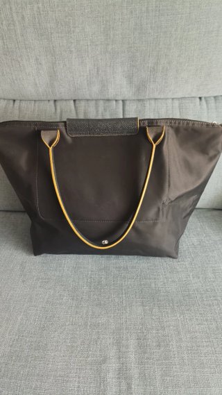 Bolso Negro y Dorado Nylon y Piel